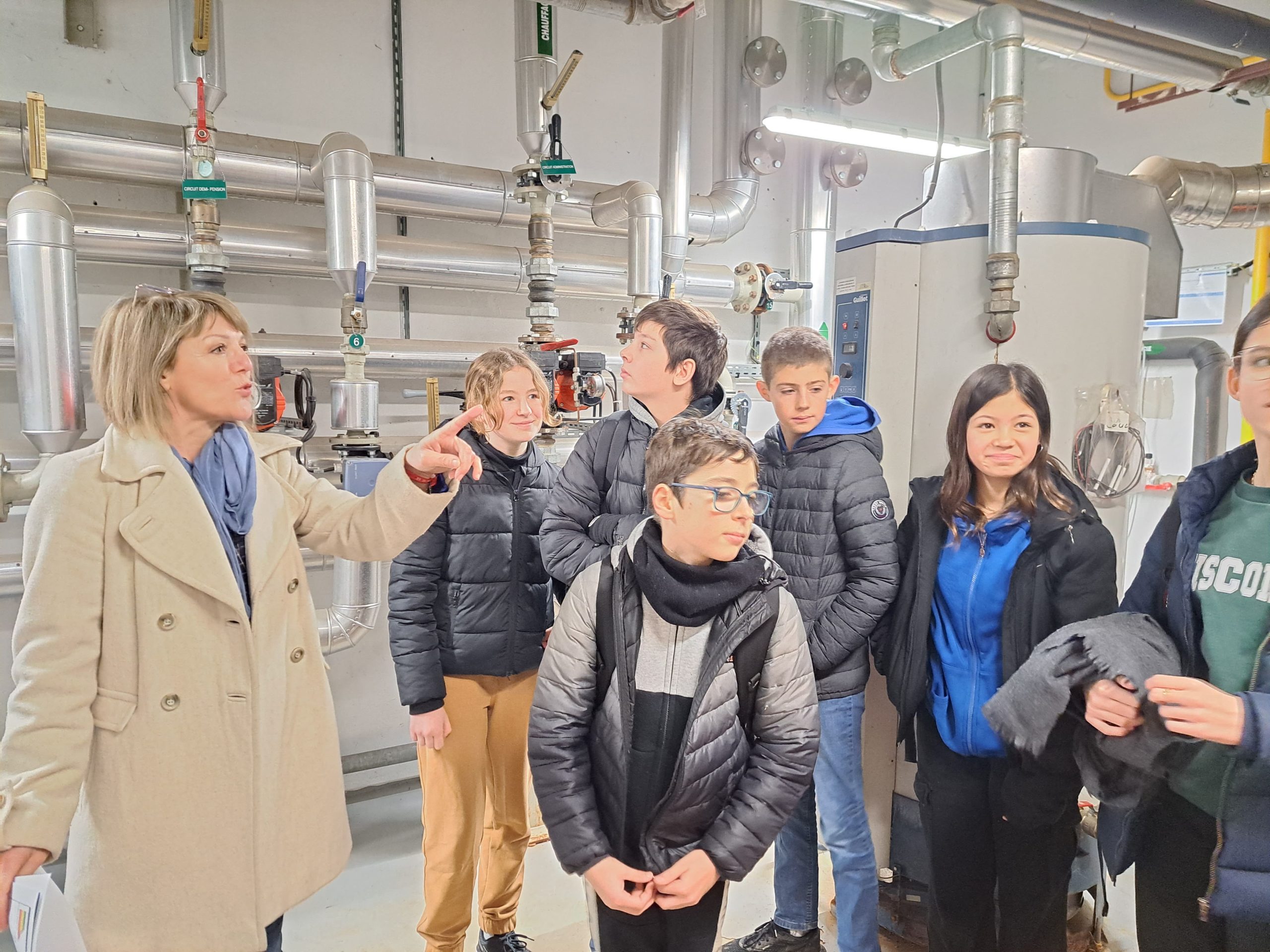 visite de chaufferie pour les élèves du collège de la Couldre